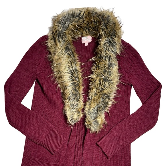 Show Me Your Mumu Wine Lombardi Long Faux Fur Knit Cardigan Womens M - Picture 3 of 10